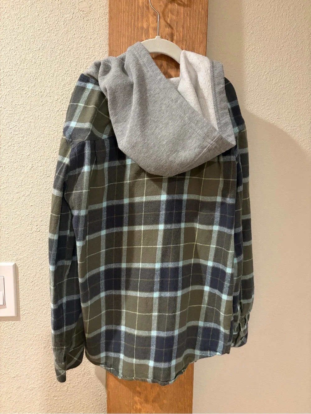 Quiksilver hooded flannel